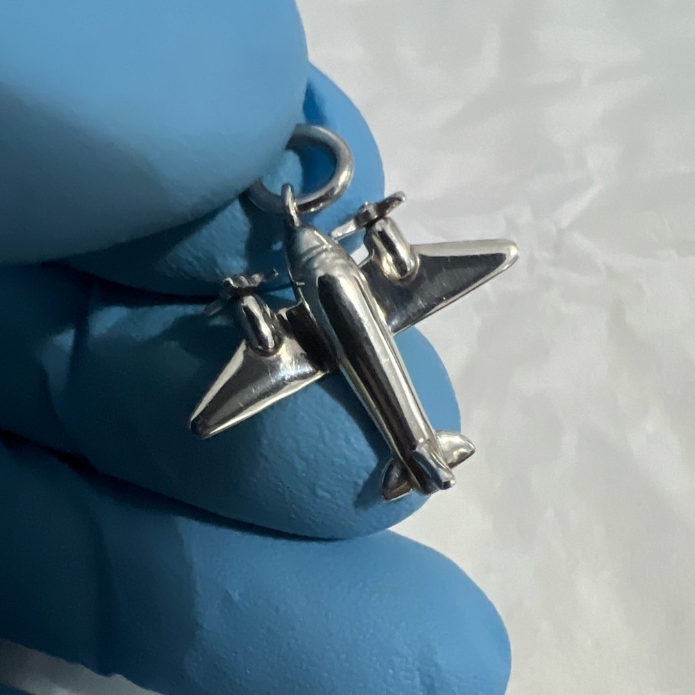Tiffany & Co. airplane charm